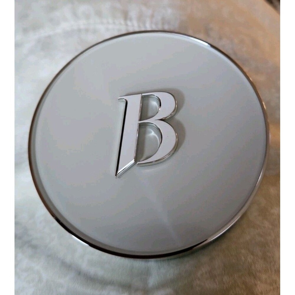 BANILA CO Covericious Ultimate Cover Cushion 24C Sand 14g. Open Box